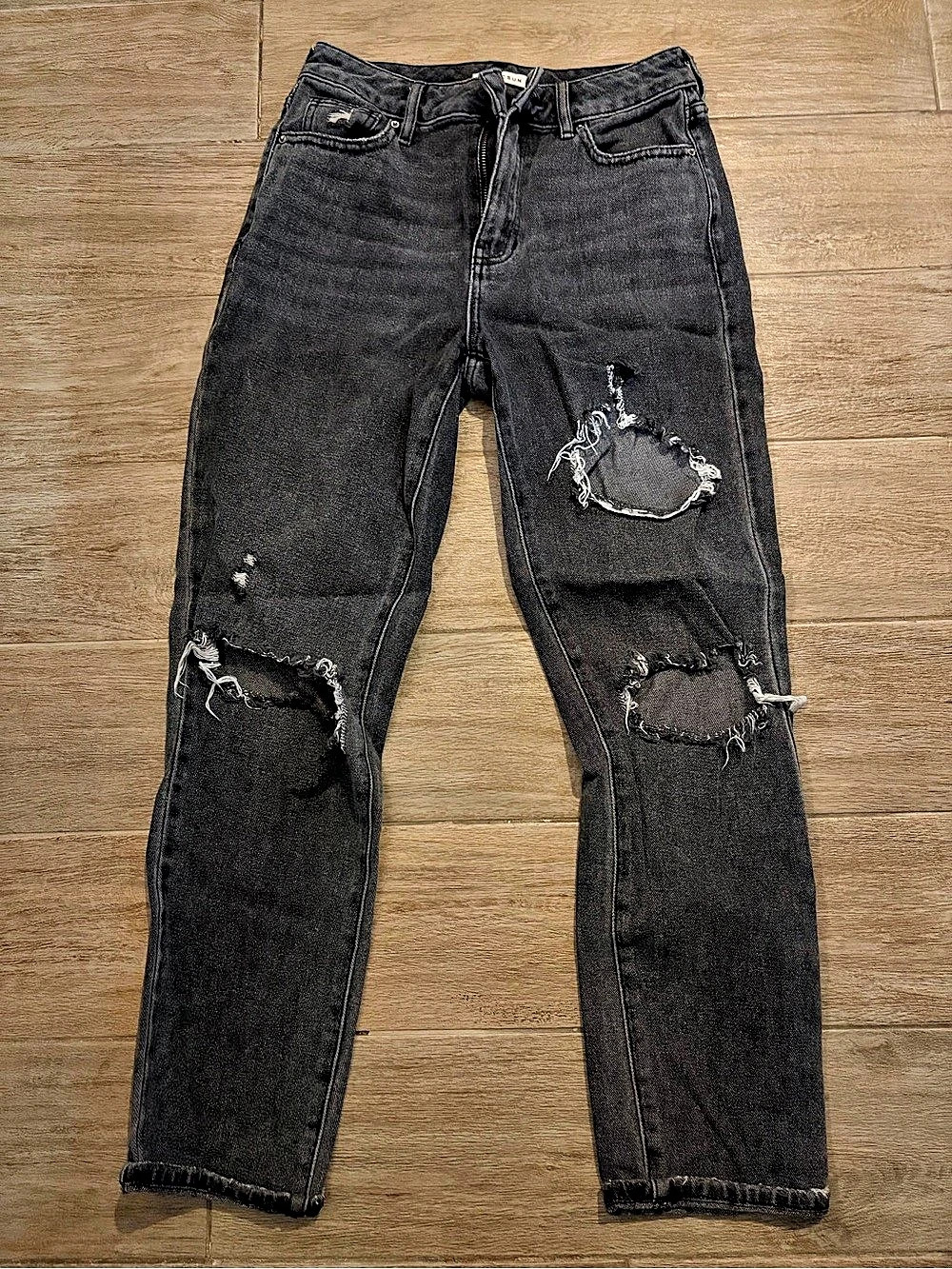 PacSun Mom Jean Distressed Straight Leg Jeans in Black Waist 25